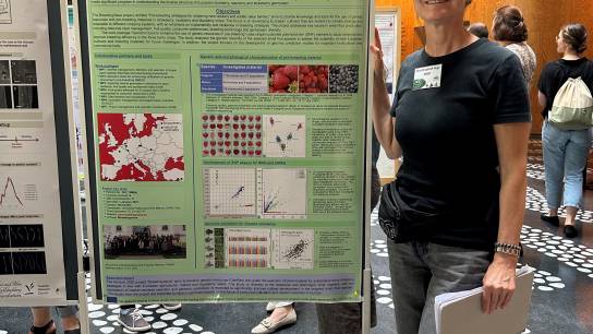 Nina Elisabeth Nagy presenting the BreedingValue poster at the SPPS conference in Copenhagen